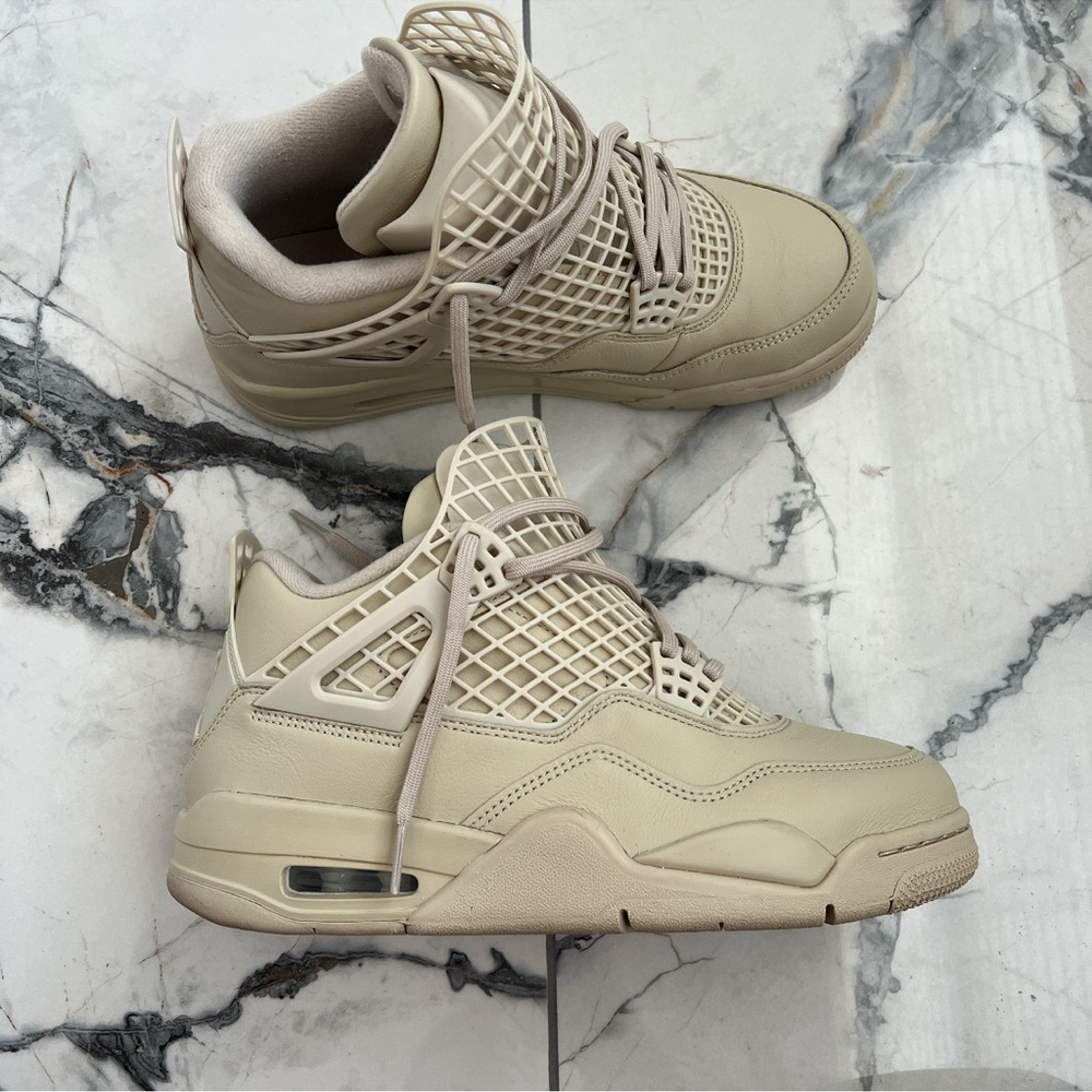 Women’s Jordan 4 Sneakers